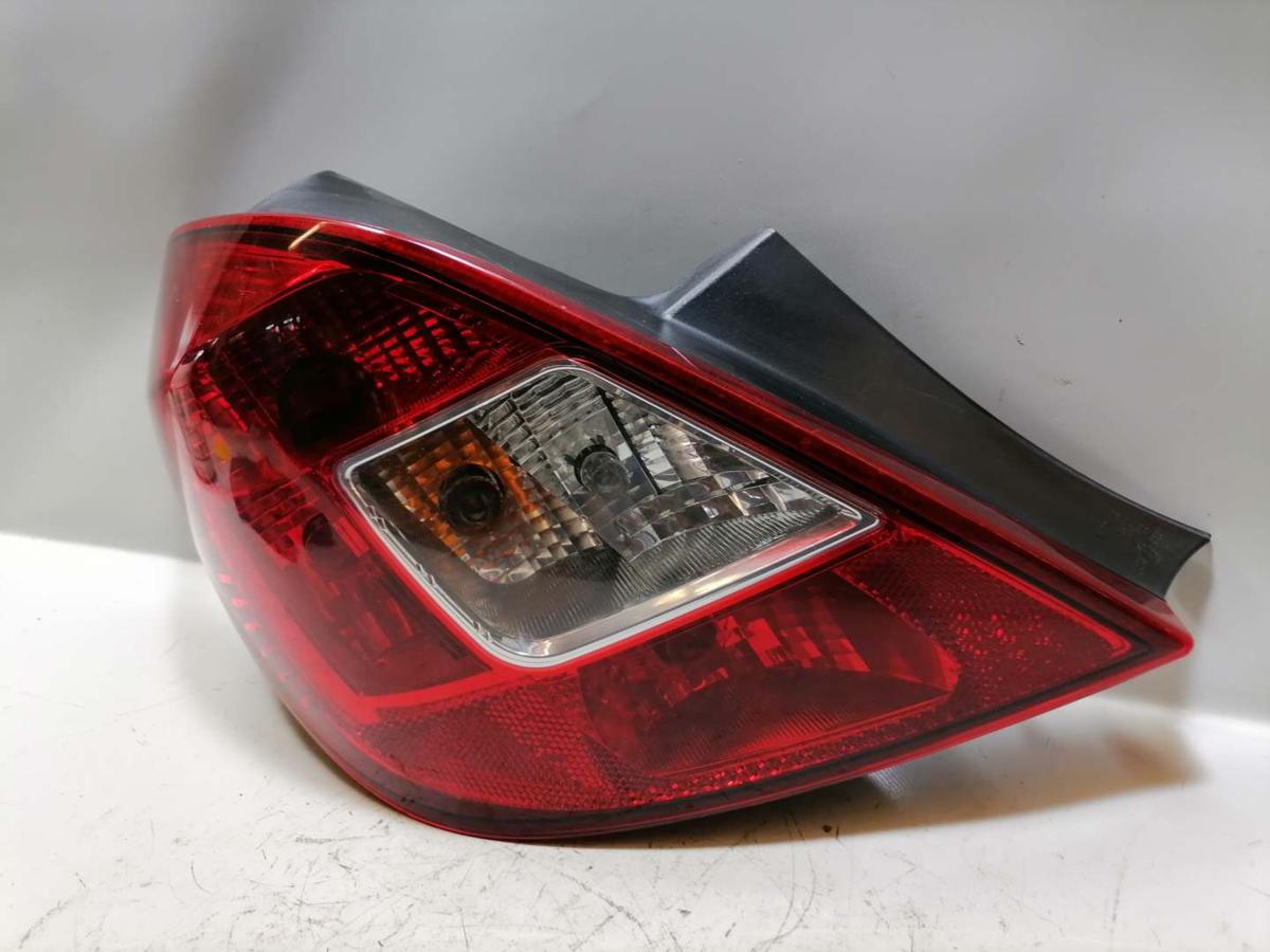 Opel Corsa D original Rücklicht Rückleuchte Heckleuchte rechts 5 Türer BJ08